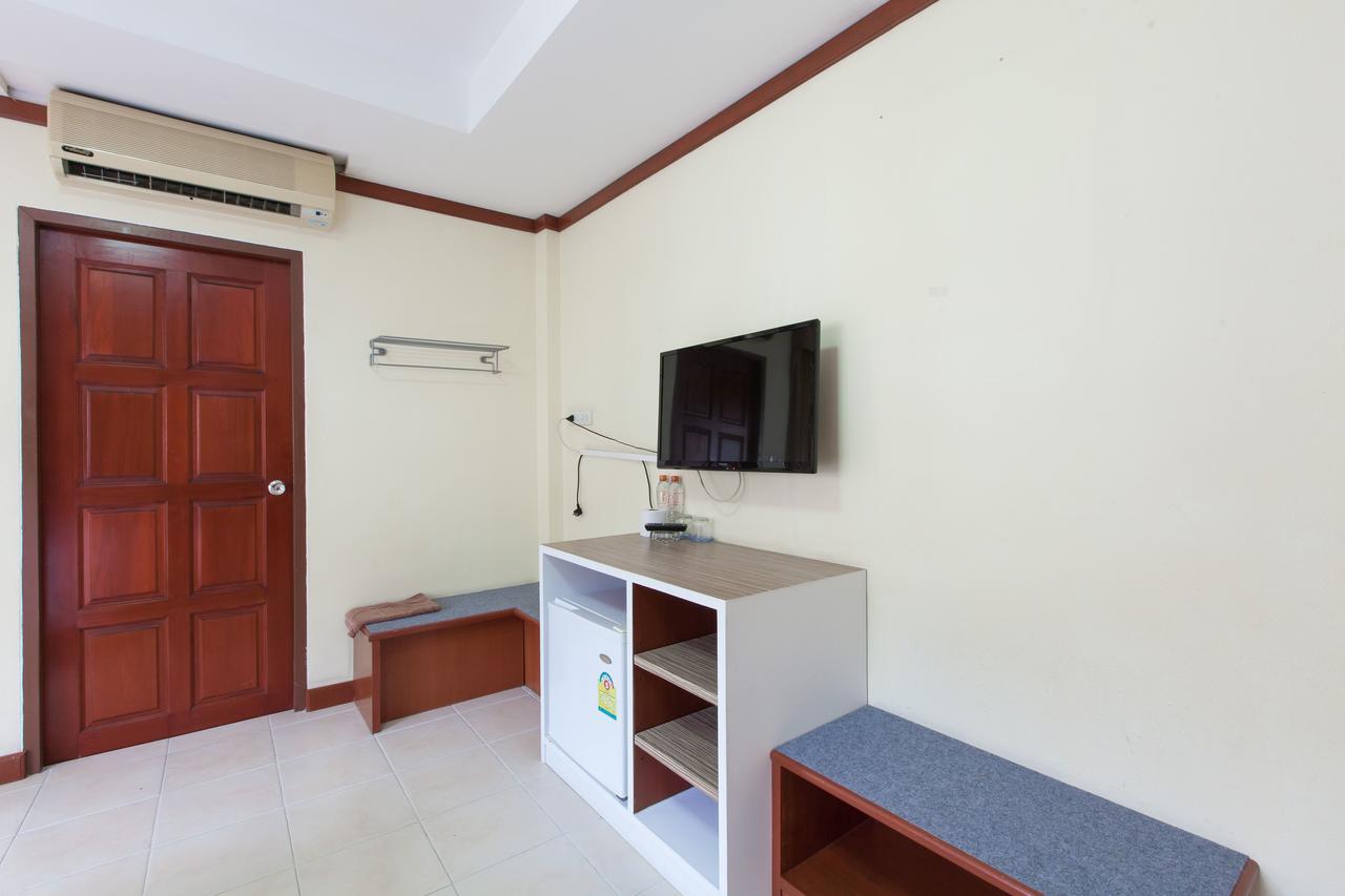 Zen Rooms Rat-U-Thid 200 Phi Road Patong Eksteriør billede